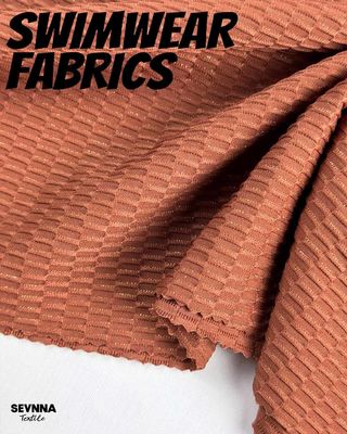 Premium textiertes Schwimmgewebe mit 130cm Breite 250gms Gewicht und recycelter Nylon-Komposition für Hochleistungs-Schwimmbekleidung