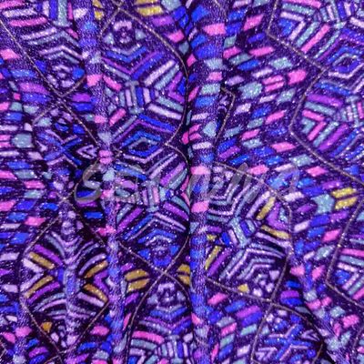 Doppelgeflechtetes Gewebe - ein unverzichtbares Material für langlebige und modische Kleidung