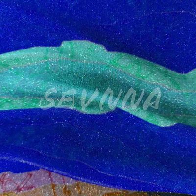 Umweltfreundliches Jacquard-Doppelstrickgewebe mit metallischer Veredelung
