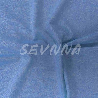 Umweltfreundliche, atmungsaktive Aktivkleidung aus Strick mit 81% recyceltem Polyester