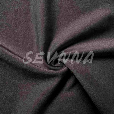 Massivdruck aus recyceltem Nylon für Aktivkleidung