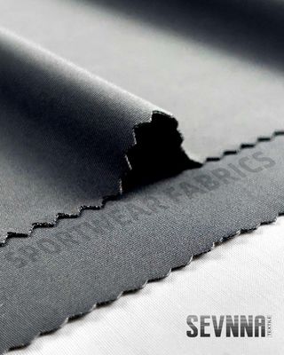 152 cm Breite Lycra Stoff mit 72% recycelten Materialien und 28% Xtra Life Lycra