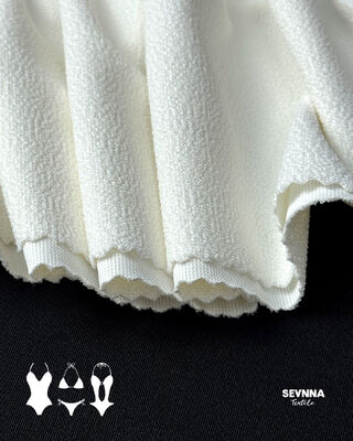 220gsm Recycelter Bademodenstoff - Schnelltrocknendes und atmungsaktives, umweltfreundliches Bademodenmaterial