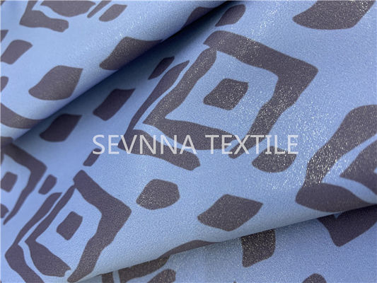 Die wasserdichte 4 Möglichkeits-Ausdehnung stricken Gewebe für Gamaschen-Totem-Sublimationsdruck Eco-Grün Nylon-Lycra