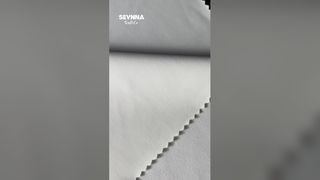 Hochwertiger Stoff aus recyceltem Polyester für nachhaltige Activewear